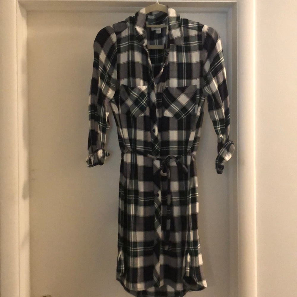 Beach lunch lounge plaid dress